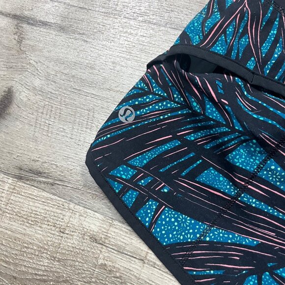 Lululemon Athletic Run Speed Stretch Lined Shorts Blue Multi Women’s Size 6 - Picture 6 of 7